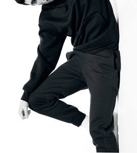 Pantalones de chándal unisex 100% algodón casual Hombre Jogger pantalones con logotipo bordado personalizado pantalones de gran tamaño. - Product Image 5