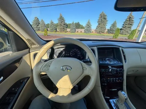 2024 Infiniti EX35 Viaje SUV AWD Cuero R16 - Product Image 2