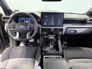 2024 Tacoma TRD Sport Doble Cabina Pickup 4WD Verde Metálico con Llantas Cromadas, Asientos de Tela, Arranque Remoto, TRD Automático R17 Izquierda - Product Image 5