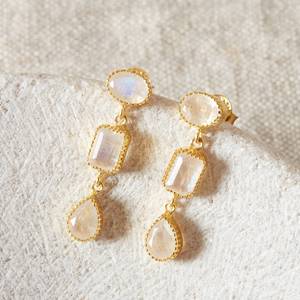 Boucles d'oreilles pendantes en pierre de lune blanche de style Art déco Boucles d'oreilles pendantes en argent sterling massif 925 de forme multiple Bijoux en pierres précieuses - Product Image 1