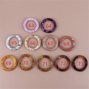 Mode Femmes Résine Bracelet Coloré Simple Style Bracelet Femme Bracelet Résine Décoration En Gros pour la Vente - Product Image 2