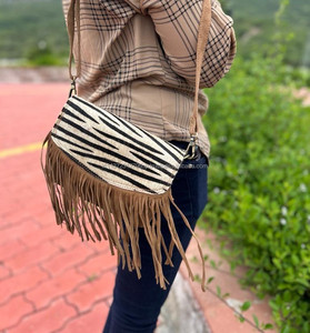 กระเป๋าสะพายพาดลำตัวหนังแท้พิมพ์ลายสัตว์สไตล์ตะวันตกใหม่ - Product Image 3