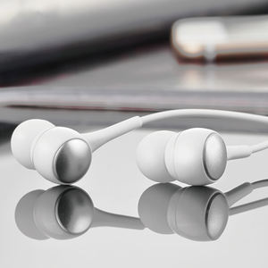 KIRK EP-059 Auriculares intrauditivos blancos de 1,2 m y 3,5 mm - Product Image 6