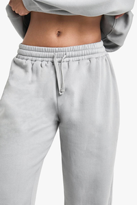 ชุดออกกำลังกายผู้หญิงผ้าสแปนเด็กซ์ คอลเลคชั่นฤดูหนาว ผลิตตามแบบ OEM ผ้าหนา แห้งเร็ว สไตล์สตรีทแวร์ ป้องกันกลิ่น ผลิตตามแบบ OEM ODM ชุด 2 ชิ้น - Product Image 6