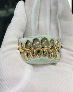 กริลล์ฟันหรูหรา VVS มอยส์ซาไนต์ ทองคำแท้ 14K ขนาด 8x8 - Product Image 3