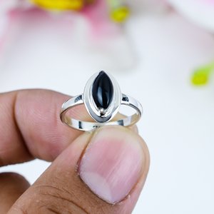 Bague en pierre de taille marquise en argent sterling 925 à la mode faite à la main pierre précieuse onyx noir naturel serti de lunette plaqué argent vintage - Product Image 2