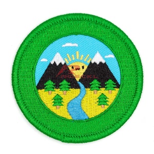 Nouveau Style 2025 Patch de broderie en chenille personnalisé dernières nouvelles conceptions faites à la Machine broderie Letterman patchs pour sweats à capuche - Product Image 1