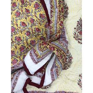 Colcha Doble de Algodón Estampada a Mano, Colcha Tradicional Kantha con Diseño Floral de Patchwork, Hecha a Mano para Verano e Invierno, para el Hogar - Product Image 1
