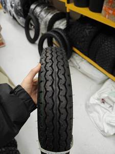 <span class=keywords><strong>ยาง</strong></span>รถตุ๊กตุ๊ก TVS 4.00-8 TT/TL <span class=keywords><strong>ยาง</strong></span>สามล้อ ทนทาน คุณภาพดีที่สุด <span class=keywords><strong>ยาง</strong></span>รถจักรยานยนต์ <span class=keywords><strong>ราคา</strong></span>ขายส่ง - Product Image 3