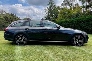 Mercedes-Benz E450 4Matic All-Terrain Plus 2021 Usado en Buen Estado, Sin Accidentes, Volante a la Izquierda/Derecha - Product Image 4