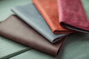 2025 nouveauté femmes en cuir véritable Long portefeuille avec fermeture ouverte Logo personnalisé Style Vintage Offre Spéciale Wholesale-LWM-0068 - Product Image 5