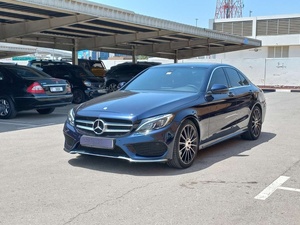 2016 Sièges en cuir Mercedes-Benz C200 2.0L I4 d'occasion Direction gauche - Product Image 2