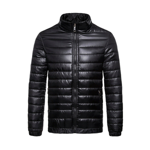 Chaquetas acolchadas para hombre con logotipo personalizado Ropa de abrigo ligera y cálida para uso en invierno y al aire libre - Product Image 4