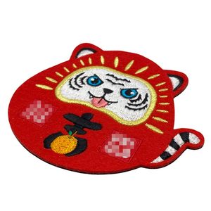 รูปแบบโลโก้แบรนด์ที่กําหนดเองการดูดซับที่เหนือกว่าปักผ้าใบบนเครื่องดื่ม - Product Image 3