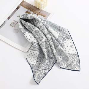 ผ้าพันคอแฟชั่นไร้รอยต่อทำจากผ้าฝ้าย100% ผ้าพันคอลายจุดสี่เหลี่ยมสำหรับงานแต่งงานฤดูใบไม้ผลิ - Product Image 4