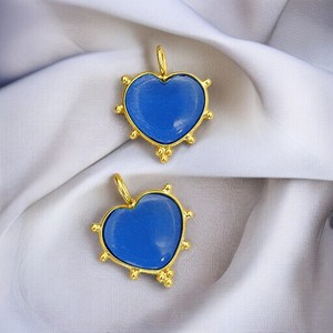 Pendentifs en quartz saphir en forme de cœur gonflé, charme en argent 925 en forme de cœur en quartz saphir pour la fabrication de bijoux, fournisseur de bijoux d'Inde - Product Image 1