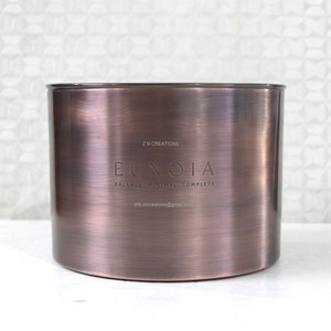 Récipient de pot à bougie en cuivre de luxe antique gravé avec logo personnalisé vases vides pour la fabrication de bougies bocaux en laiton en acier inoxydable - Product Image 1