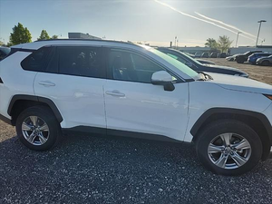 (EF) NEUF 2024 RAV4 XLE DISPONIBLE POUR LIVRAISON IMMÉDIATE - Product Image 2