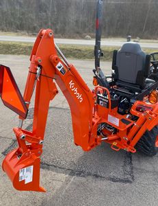 Tondeuse à gazon Kubota BX261 avec engrenage de moteur de pompe à moteur de haute qualité-faible entretien haute performance-disponible à la vente immédiate - Product Image 4