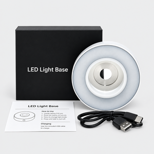 Lampe LED ronde rechargeable par USB avec écran, base en acrylique de 10,5 cm, éclairage multicolore pour la décoration de bars, hôtels et salons - Product Image 1