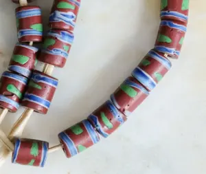 Comercio veneciano combinado, negro, azul, verde, 8mm, 4mm, 10mm, cuentas redondas de cristal, cuentas sueltas de cristal de Murano para la fabricación de joyas - Product Image 3