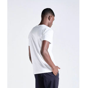 T-shirts à col en V standard pour hommes, vierges et bon marché, T-shirt à séchage rapide, T-shirts à col en V avec impression de sublimation personnalisée et logo - Product Image 1