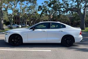 VOLVO S60 RECHARGE T8 2023 IMPECABLE, LISTO PARA ENVIAR - Product Image 2