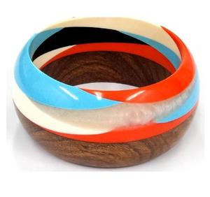 Nouveaux bijoux Bracelet Bracelet résine bois laiton Bracelet avec le meilleur prix meilleures couleurs et taille standard disponibles - Product Image 2