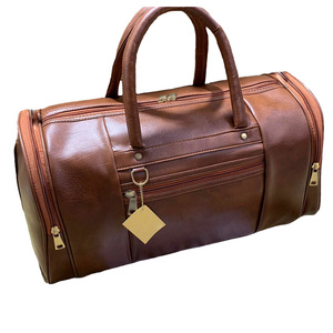Sac de voyage Weekender en cuir véritable personnalisable - Product Image 1