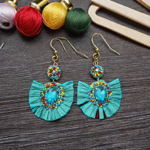 Tendance Offres Spéciales multicolore coeur et perle broderie Design boucles d'oreilles à la mode Style classique unisexe pour les cadeaux et les fêtes - Product Image 3