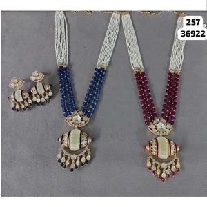 Conjunto de Joyería con Collar y Pendientes Kundan Ligeros y Elegantes, Diseñados para Toda Ocasión, Fabricación, Venta al por Mayor y Exportación - Product Image 2