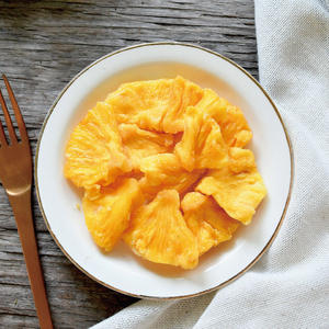Rodajas de piña seca de fábrica de Vietnam, Ananas secas, piñas secas para exportación con los precios más baratos - Product Image 1