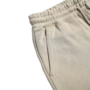 กางเกงขาสั้นลำลองผู้ชาย ดีไซน์ใหม่ ผ้าฝ้าย 100% สวมใส่สบาย ทนทาน เอวกลาง ลายเรียบ แห้งเร็ว ระบายอากาศดี บริการ OEM - Product Image 2