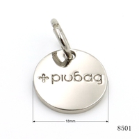 Accessoires de sac de qualité supérieure, fabrication en usine, étiquette personnalisée plaquée argent, breloque ronde en métal avec fermoir à anneau en O