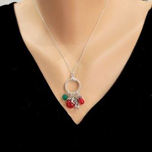 Collier en argent sterling 925 avec corail et pierre de jade pour les occasions de cadeaux - Product Image 1