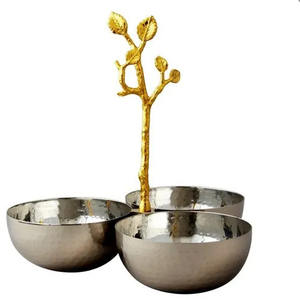 Diseño elegante Ensaladera sostenible Estilo único Cubiertos de mesa Precios atractivos decorativos Embalaje de cartón con acabado de metal - Product Image 4