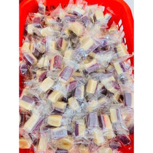 Bonbons à la noix de coco faits à la main 100% incontournables vietnamiens Keo Dua Lotus bleu avec saveur de café directement du Vietnam - Product Image 4