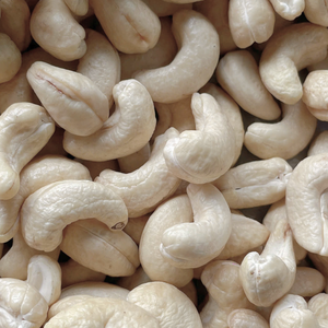 High Quality Raw Cashew <b>Nuts</b> Cashew <b>Nut</b> <b>Kernels</b> Cashew <b>Nuts</b> WW180, WW240, WW320 SANTIGO Customized Packaging - Product Image 1