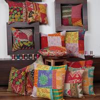 Magnifique housse de coussin carrée Kantha tricotée à la main en Inde, multicolore, motif géométrique, animaux marins, plantes, points, patchwork, 100% coton