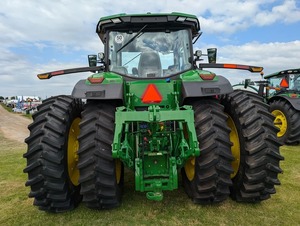 Tracteur à chenilles d'occasion JOHNN 7R 230 95HP 4x4, machines agricoles, moteur, pompe, boîte de vitesses, garantie 1 an, France, qualité supérieure - Product Image 2