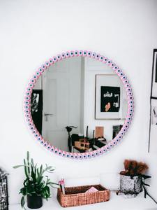 Espejo de Pared de Resina y Madera con Borde Natural Moderno de Alta Calidad para Uso Decorativo, No Requiere Electricidad - Product Image 4