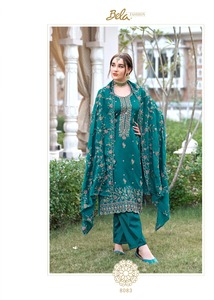 El traje de diseñador Evergreen más elegante, traje Salwar de seda Chinon de estilo moderno y Dupatta con bordado, fabricante de India - Product Image 3