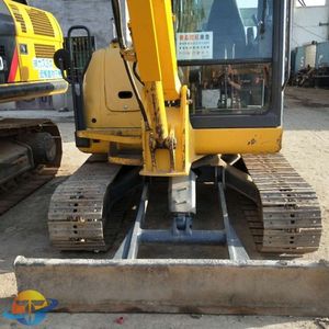 รถขุดโคมัตสึ PC56 ปี 2015 ประสิทธิภาพสูง มือสอง ใช้งานมาแล้ว 2200 ชั่วโมง ความจุบุ้งกี๋ 0.3 ลูกบาศก์เมตร ราคาดี พร้อมชุดแผงหน้าปัดและโครงหน้าปัด - Product Image 3