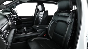 RAM 1500 DT TRX 2023, Volante a la Derecha/Izquierda, Cabina Doble Utilitaria, 4 Puertas, Automática, 8 Velocidades, 4x4 - Product Image 5