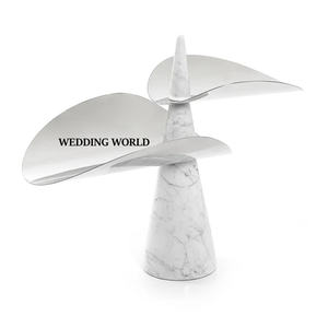 Bol à Chocolat en Acier Plaqué Or avec Support en Résine Ensemble de Deux Bol à Chocolat Designer Classique Élégant Bol à Chocolat Fantaisie - Product Image 4