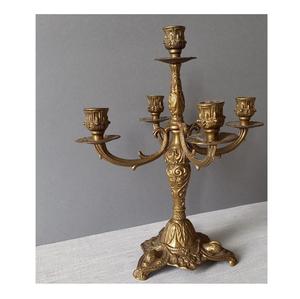 Candelabro de Metal Exquisito con Detalles Finos, Perfecto para Decoración del Hogar, Estilo de Eventos y Atmósfera Cálida con Luz de Velas - Product Image 2