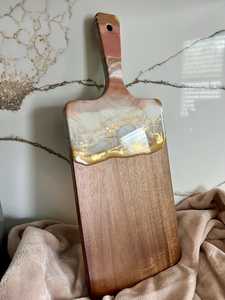 Tabla de cortar de madera y resina, tabla de queso única, tabla de charcutería de madera de olivo, tabla de cortar, tabla de charcutería de resina de Acacia - Product Image 4