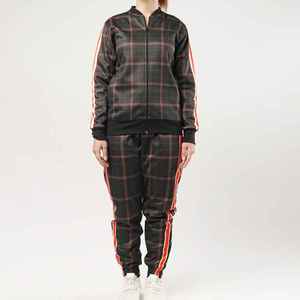 ชุด jaet jaet ของผู้หญิงฉ่ำ coutour เสื้อครอปผ้า Veet ทรงสลิมฟิตเสื้อมีหมวกกำมะหยี่สำหรับฤดูหนาวโลโก้หรูหราที่กำหนดเอง - Product Image 5