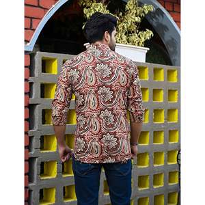 Chemise pour homme, 100% coton, imprimée avec des motifs floraux à pois, décontractée, manches longues, options de tissu popeline Oxford, fabrication ODM/OEM - Product Image 5