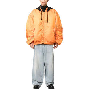 Blouson Bomber en Satin Personnalisé pour Homme – Hiver, Vente en Gros, Teint Uni, Écologique, Coupe-Vent, Réversible, Respirant, à Capuche - Product Image 5